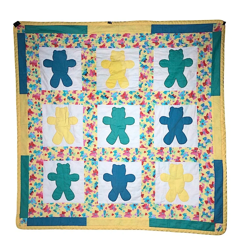 Vintage Grandma Hand Made Patchwork Teddy Bears & Rainbow Bears Cute Crib Quilt
